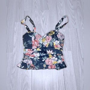 Women’s Floral Ruffled Crop Top